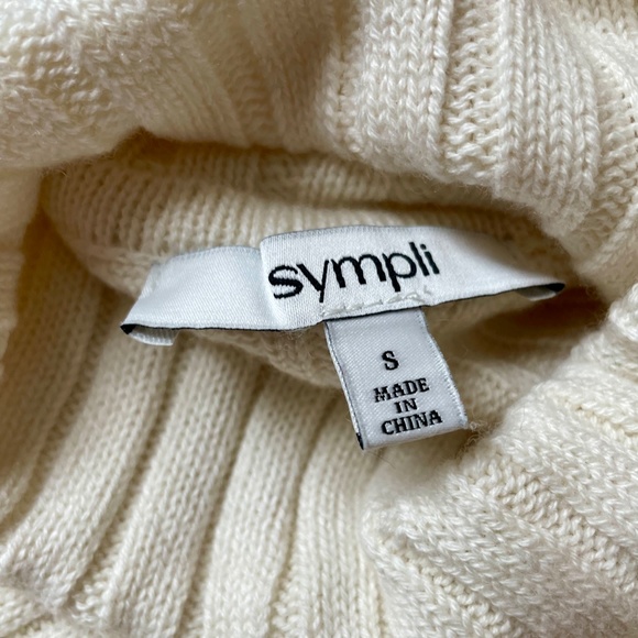 Simple Wool & Cotton Sweater in Ivory - Picture 7 of 8